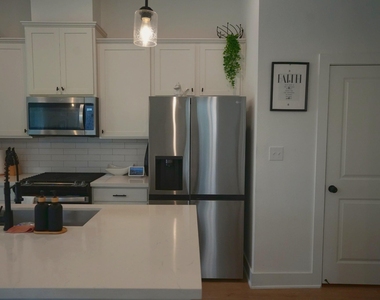 7006 Emma Lou Street - Photo Thumbnail 6