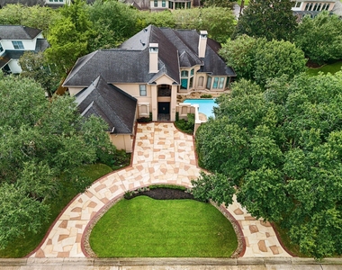 906 Peachwood Bend Drive - Photo Thumbnail 1