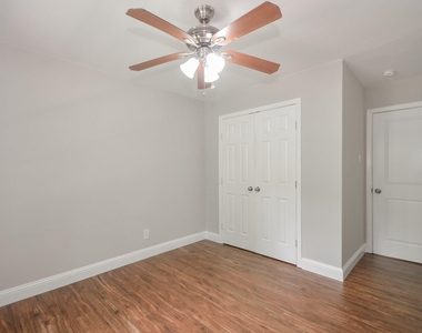 8910 Reamer Street - Photo Thumbnail 11