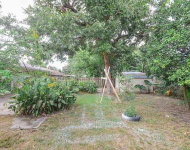 8910 Reamer Street - Photo Thumbnail 13