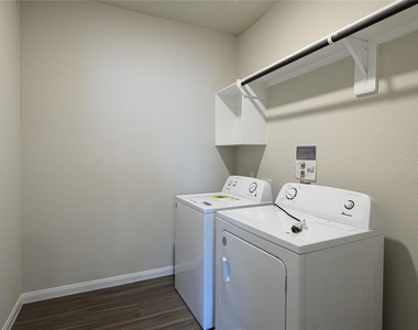 22210 Regal Heights Lane - Photo Thumbnail 13