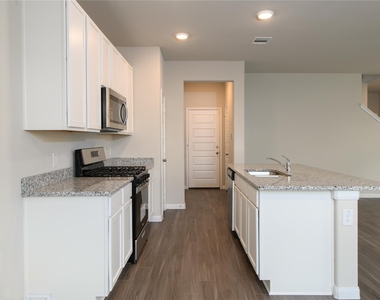 22210 Regal Heights Lane - Photo Thumbnail 4