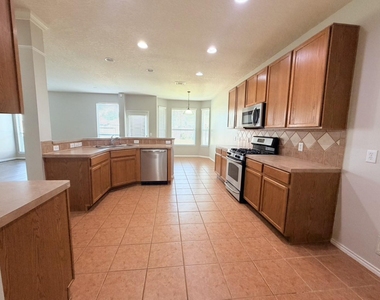 3019 Acacia Fair Lane - Photo Thumbnail 9