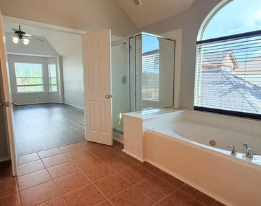 3019 Acacia Fair Lane - Photo Thumbnail 29