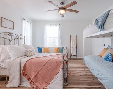 23011 Camino Street - Photo Thumbnail 17