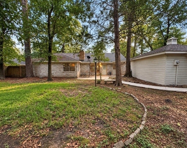 2111 Riverlawn Drive - Photo Thumbnail 17