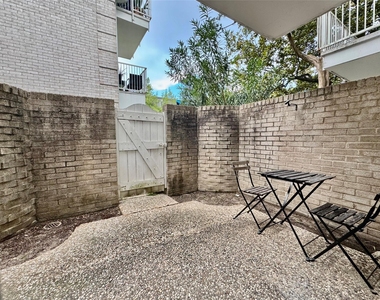 2601 Bellefontaine St - Photo Thumbnail 15