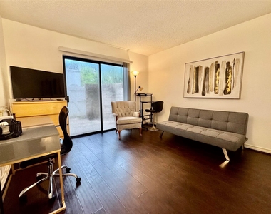 2601 Bellefontaine St - Photo Thumbnail 12