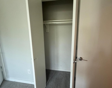 4923 Higgins St Street - Photo Thumbnail 13