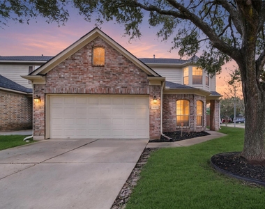 19302 Dawn Canyon Road - Photo Thumbnail 1