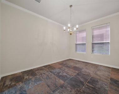 19302 Dawn Canyon Road - Photo Thumbnail 20