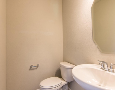 3422 Orchard Bridge Lane - Photo Thumbnail 12