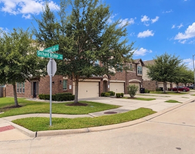3422 Orchard Bridge Lane - Photo Thumbnail 21