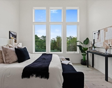 401 North Bluff - Photo Thumbnail 5