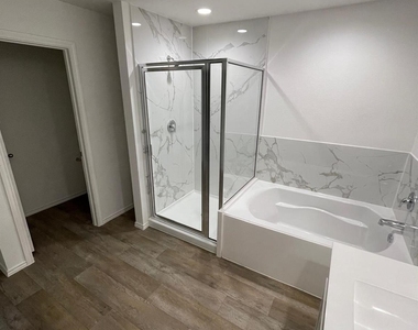 3111 Magnolia Blossom Ln - Photo Thumbnail 3
