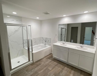 3111 Magnolia Blossom Ln - Photo Thumbnail 1