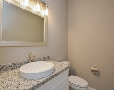 3712 Easy Street - Photo Thumbnail 12