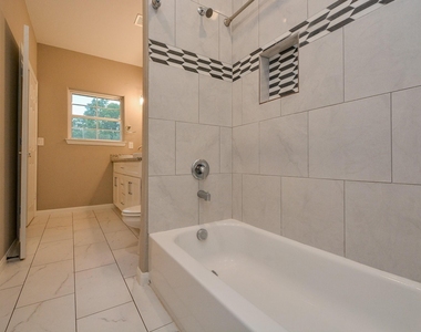 3712 Easy Street - Photo Thumbnail 25