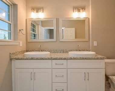 3712 Easy Street - Photo Thumbnail 22