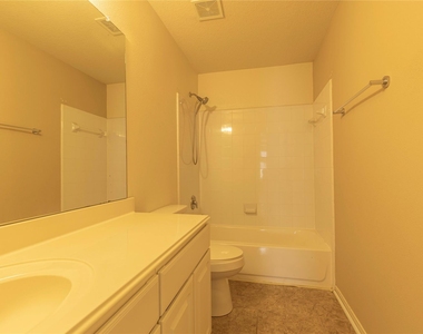 5027 Lamppost Hill Court - Photo Thumbnail 20