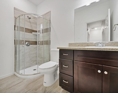 223 Fairfax Lane - Photo Thumbnail 7