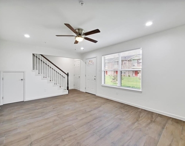 223 Fairfax Lane - Photo Thumbnail 1