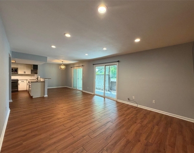 5005 Georgi Lane - Photo Thumbnail 7
