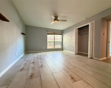 5005 Georgi Lane - Photo Thumbnail 15