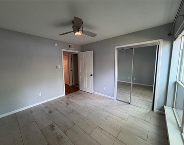 5005 Georgi Lane - Photo Thumbnail 12