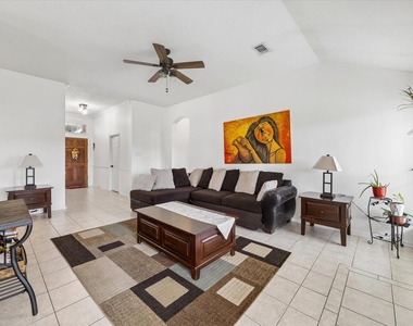 18814 Deer Key Circle - Photo Thumbnail 5