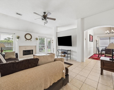 18814 Deer Key Circle - Photo Thumbnail 4