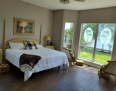 1514 Crystal Meadow Place - Photo Thumbnail 9