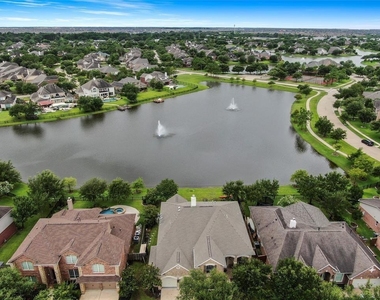 1514 Crystal Meadow Place - Photo Thumbnail 16