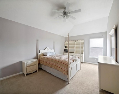 1514 Crystal Meadow Place - Photo Thumbnail 15