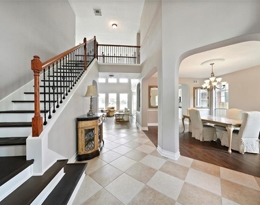1514 Crystal Meadow Place - Photo Thumbnail 3