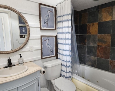 6922 Gentle Breeze Drive - Photo Thumbnail 12