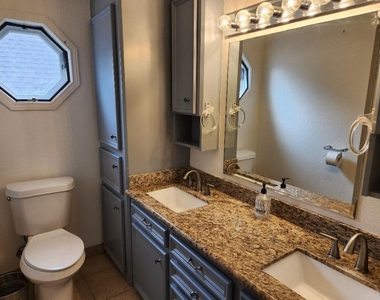 6922 Gentle Breeze Drive - Photo Thumbnail 20