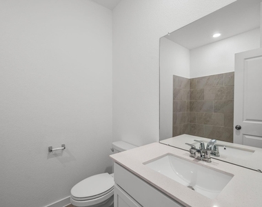 13111 Pine Trace Street - Photo Thumbnail 11
