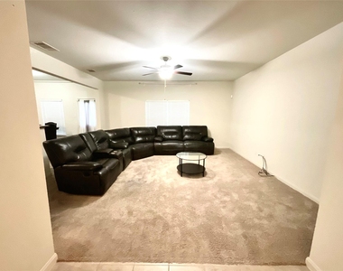 175 Emma Rose Drive - Photo Thumbnail 1