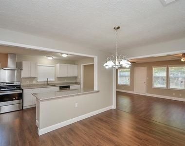 13326 Pantano Drive - Photo Thumbnail 10