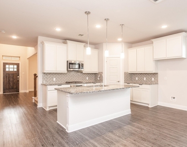 16611 Highland Country Drive - Photo Thumbnail 14