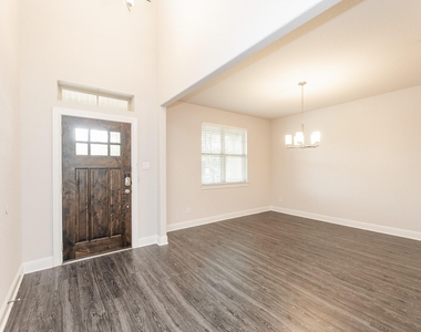 16611 Highland Country Drive - Photo Thumbnail 4
