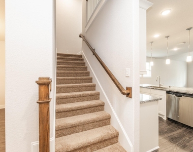 16611 Highland Country Drive - Photo Thumbnail 28