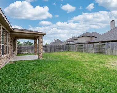 16611 Highland Country Drive - Photo Thumbnail 39