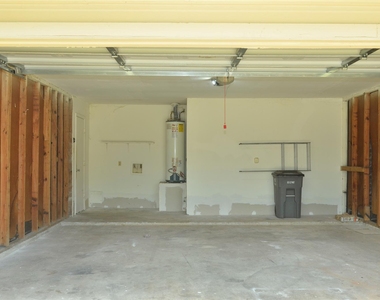 10094 Ash Fork Drive - Photo Thumbnail 32