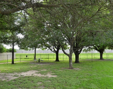10094 Ash Fork Drive - Photo Thumbnail 37