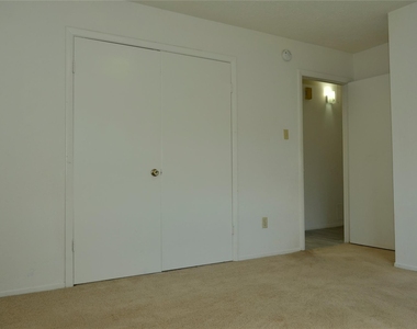 10094 Ash Fork Drive - Photo Thumbnail 18