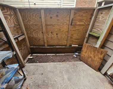 10601 South Drive - Photo Thumbnail 11