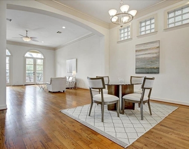 2318 Welch Street - Photo Thumbnail 16