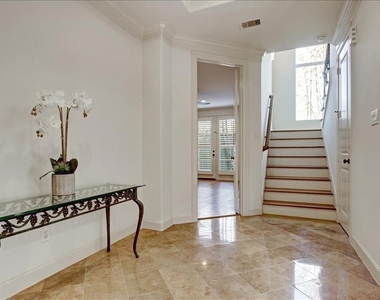 2318 Welch Street - Photo Thumbnail 4